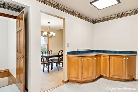 5009 Sandburg Drive Mchenry IL 60050