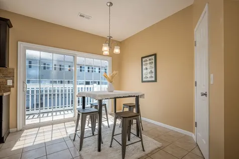 335 Lakeshore Drive Oswego IL 60543