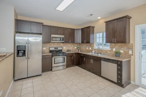 335 Lakeshore Drive Oswego IL 60543