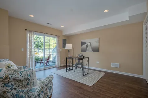 335 Lakeshore Drive Oswego IL 60543