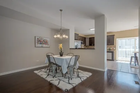 335 Lakeshore Drive Oswego IL 60543