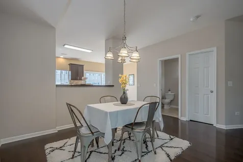 335 Lakeshore Drive Oswego IL 60543