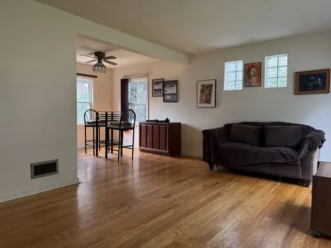 9444 Clifton Park Avenue Evergreen Park IL 60805