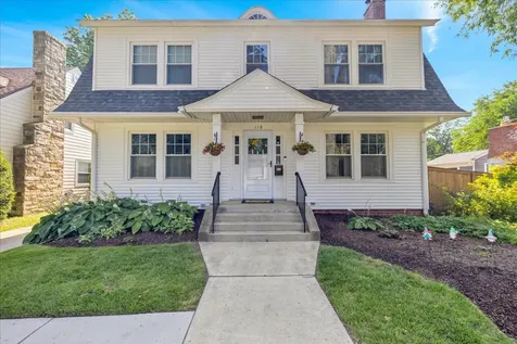 118 South Gladstone Avenue Aurora IL 60506