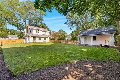 118 South Gladstone Avenue Aurora IL 60506