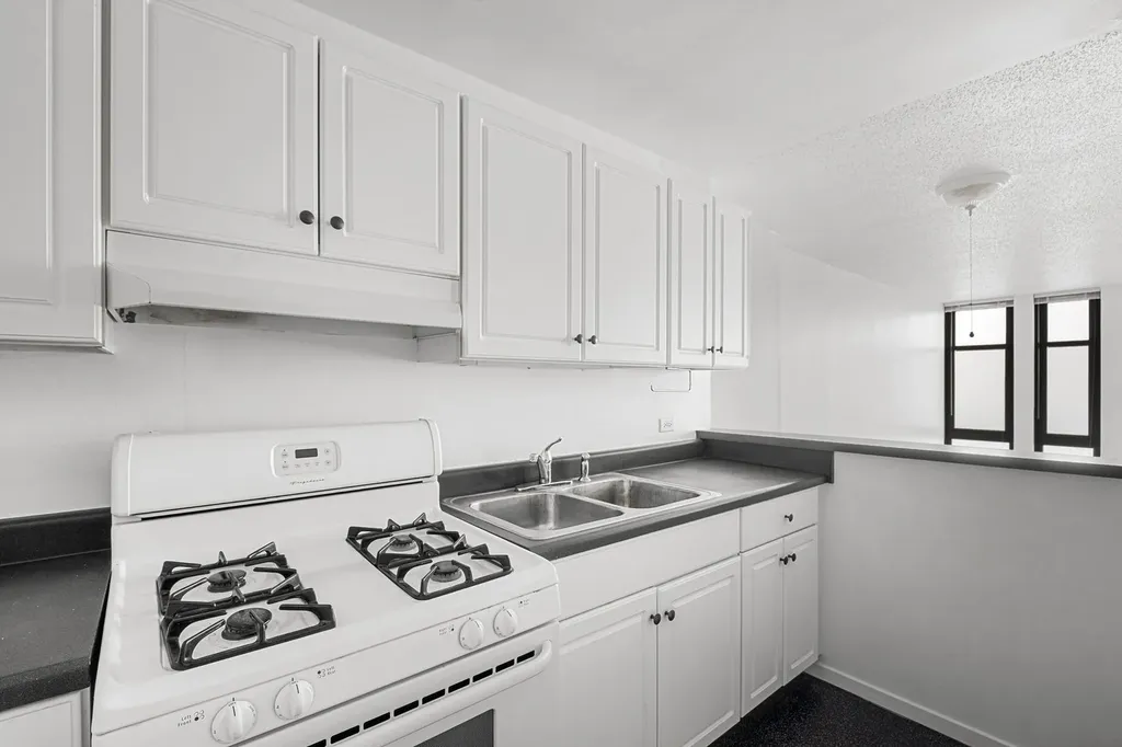 6700 South South Shore Drive Chicago IL 60649