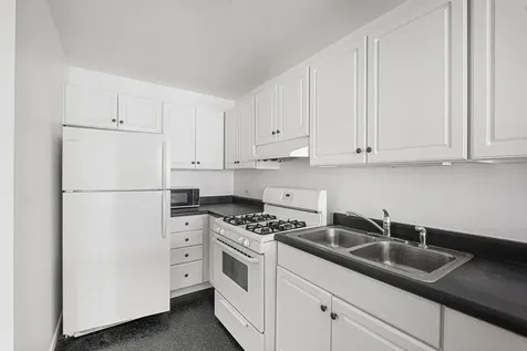 6700 South South Shore Drive Chicago IL 60649