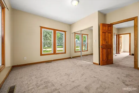 20609 State Line Road Harvard IL 60033