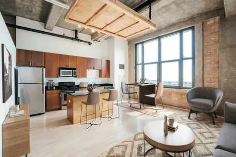 320 East 21st Street Chicago IL 60616