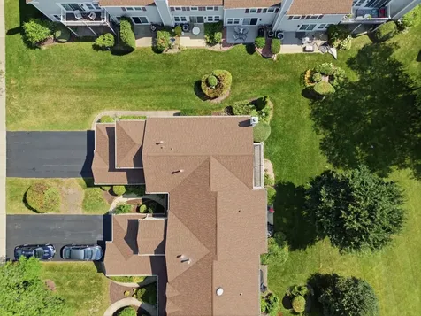 1661 Vermont Drive Elk Grove Village IL 60007