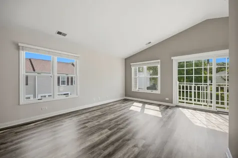 1661 Vermont Drive Elk Grove Village IL 60007