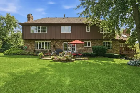 8100 Lake Ridge Drive Burr Ridge IL 60527