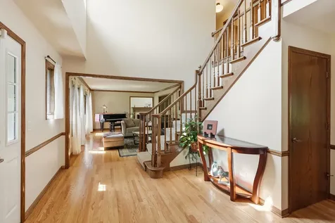 8100 Lake Ridge Drive Burr Ridge IL 60527