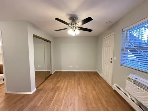 4610 North Dover Street Chicago IL 60640