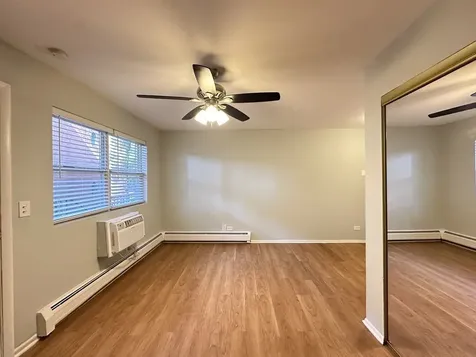 4610 North Dover Street Chicago IL 60640