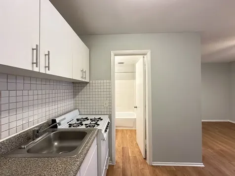 4610 North Dover Street Chicago IL 60640