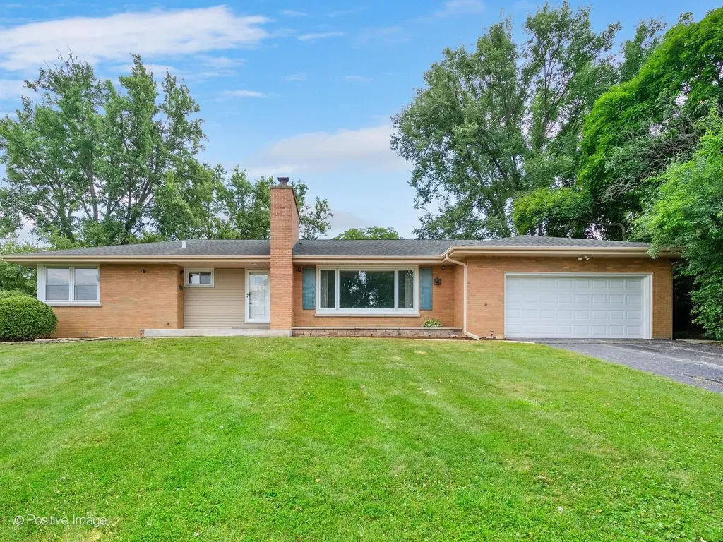 16W055 63RD Street Willowbrook IL 60527