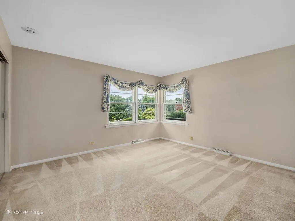 16W055 63RD Street Willowbrook IL 60527
