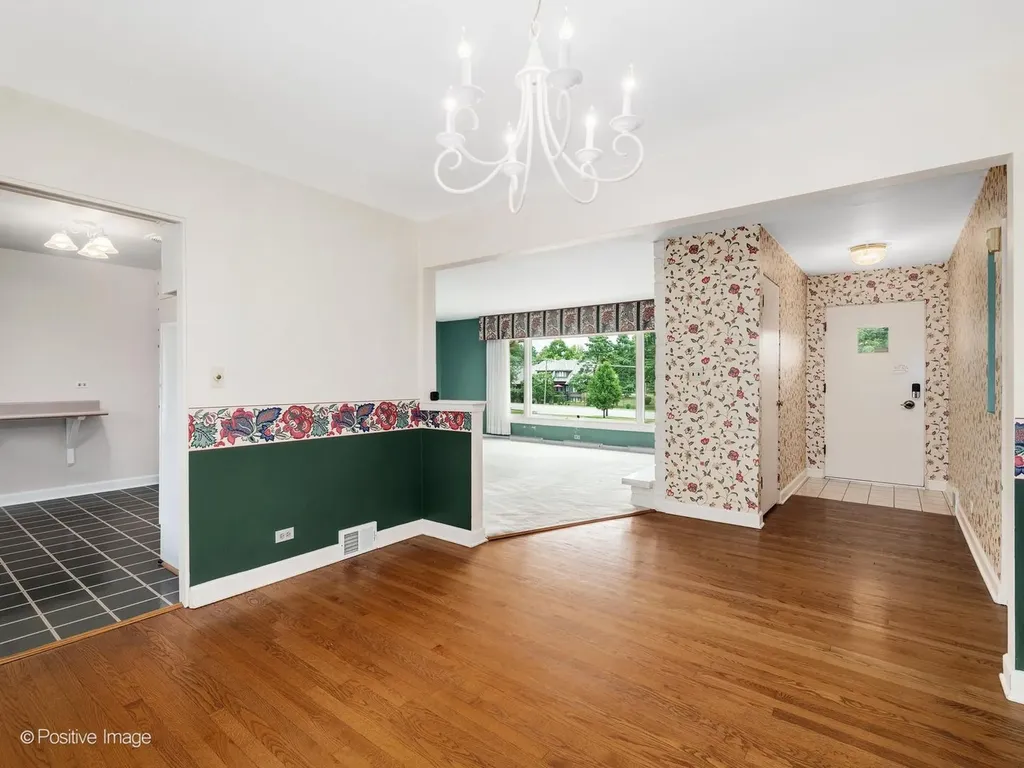 16W055 63RD Street Willowbrook IL 60527