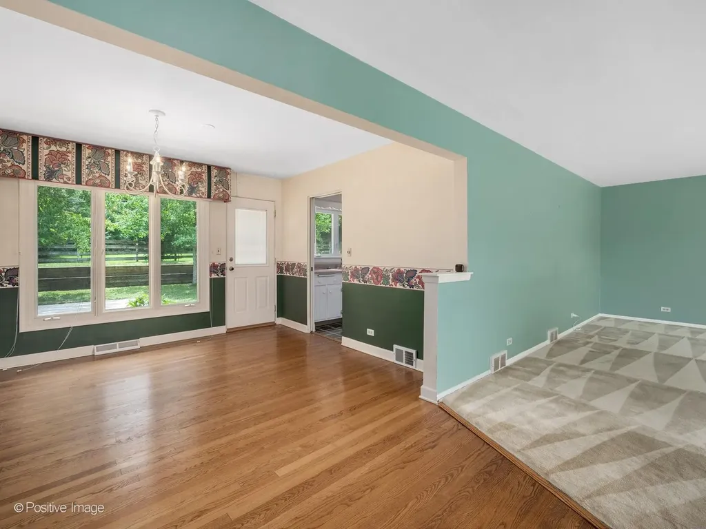 16W055 63RD Street Willowbrook IL 60527