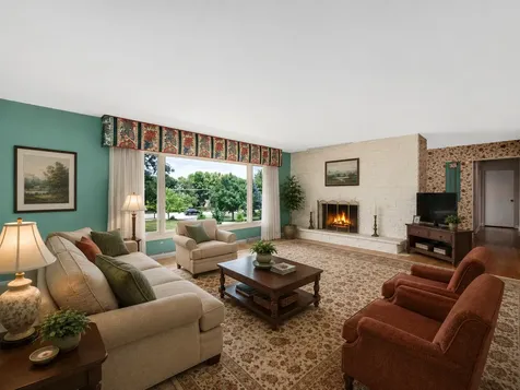 16W055 63RD Street Willowbrook IL 60527