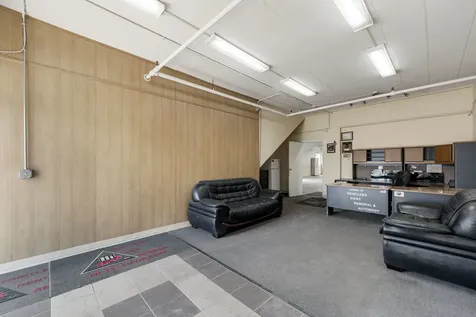 1765 Busse Highway Des Plaines IL 60016