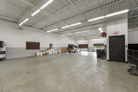 1765 Busse Highway Des Plaines IL 60016