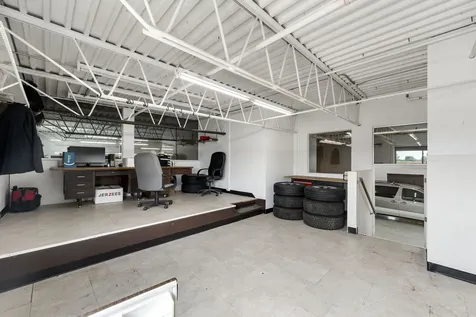 1765 Busse Highway Des Plaines IL 60016