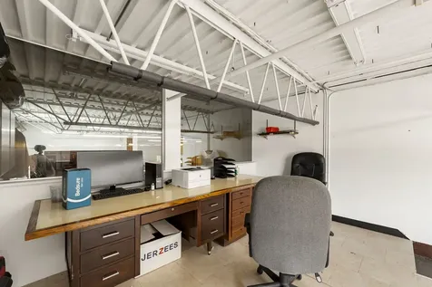 1765 Busse Highway Des Plaines IL 60016