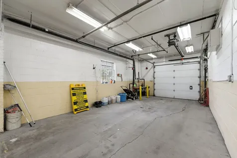 1765 Busse Highway Des Plaines IL 60016
