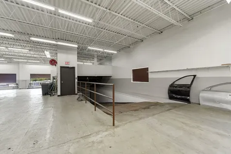 1765 Busse Highway Des Plaines IL 60016