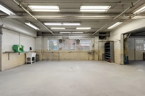 1765 Busse Highway Des Plaines IL 60016
