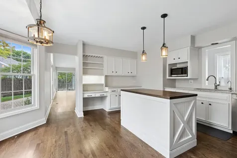 464 Park Barrington Drive Barrington IL 60010