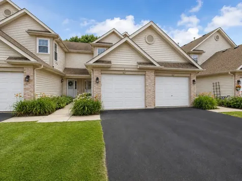 1827 Grove Avenue Schaumburg IL 60193