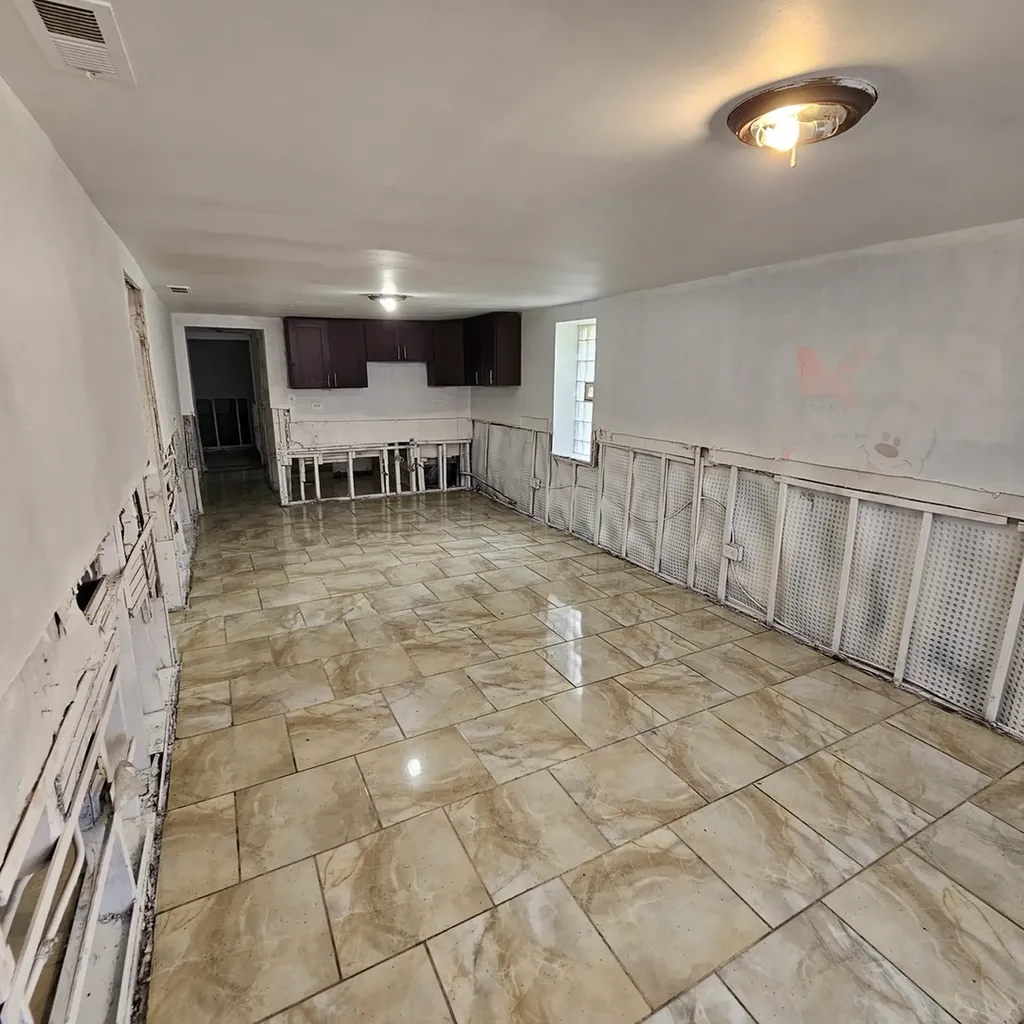 644 North Albany Avenue Chicago IL 60612