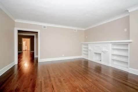 2433 West Fargo Avenue Chicago IL 60645