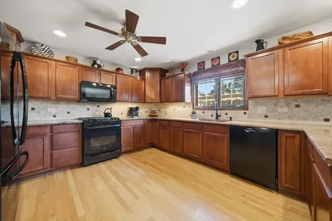10947 Nebraska Street Frankfort IL 60423