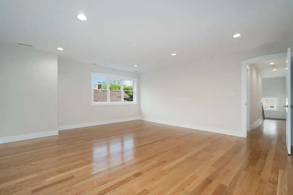 5310 North Spaulding Avenue Chicago IL 60625