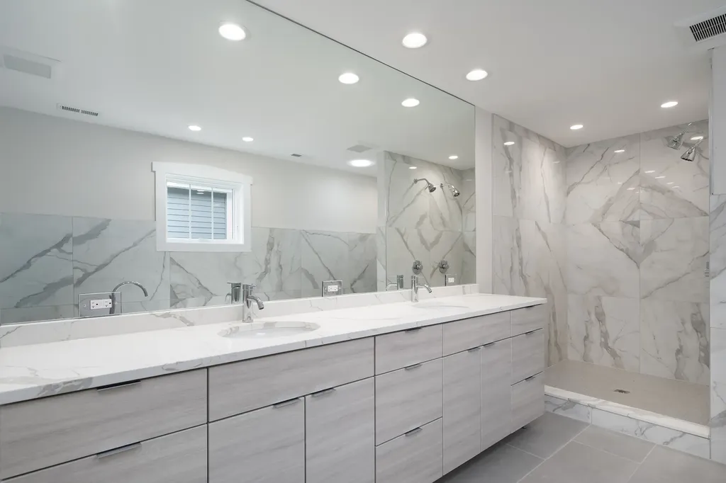 5310 North Spaulding Avenue Chicago IL 60625