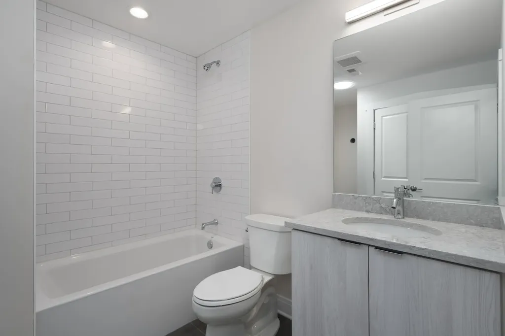 5310 North Spaulding Avenue Chicago IL 60625