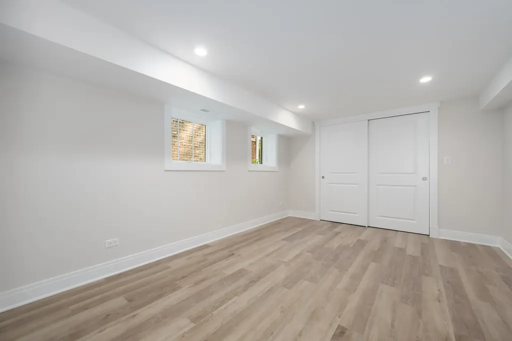 5310 North Spaulding Avenue Chicago IL 60625