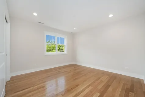 5310 North Spaulding Avenue Chicago IL 60625