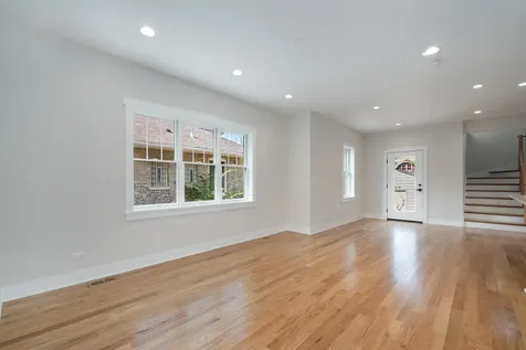 5310 North Spaulding Avenue Chicago IL 60625