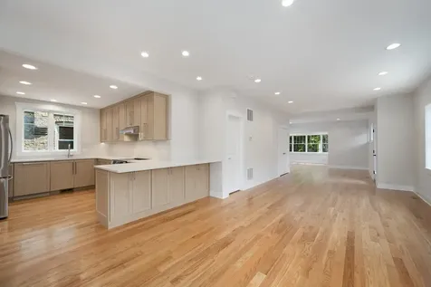5310 North Spaulding Avenue Chicago IL 60625