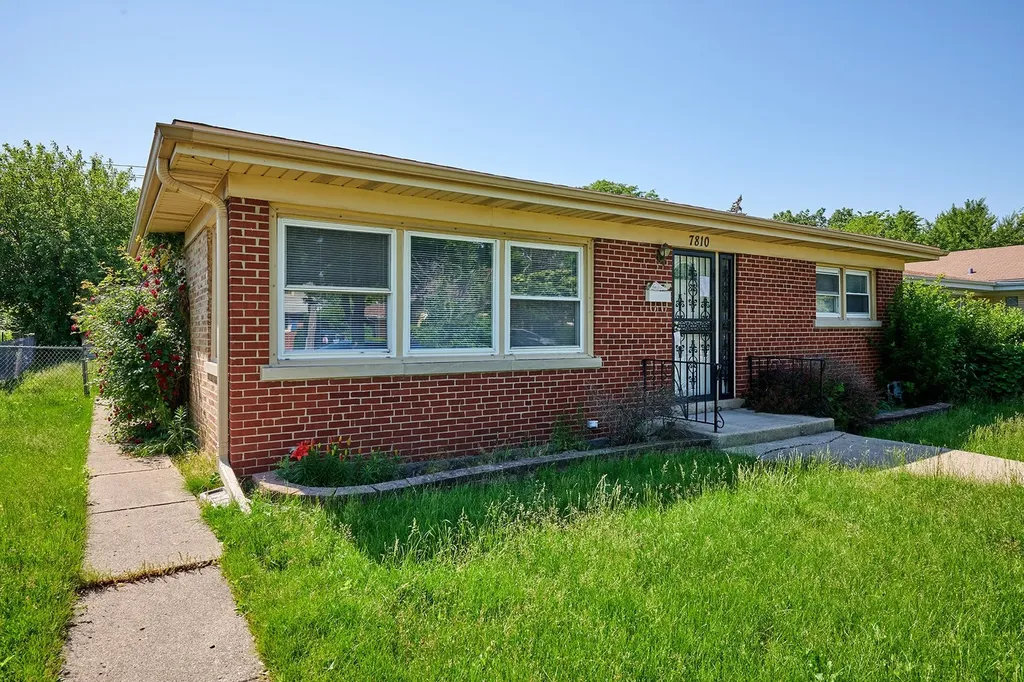 7810 East Prairie Road Skokie IL 60076