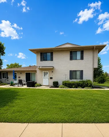 1019 Tobey Court Schaumburg IL 60194
