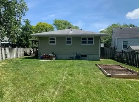 2107 Ohio Parkway Rockford IL 61108