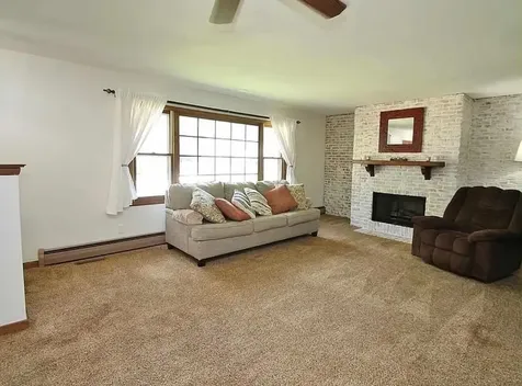2107 Ohio Parkway Rockford IL 61108