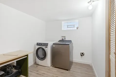 4605 South Laramie Avenue Chicago IL 60638