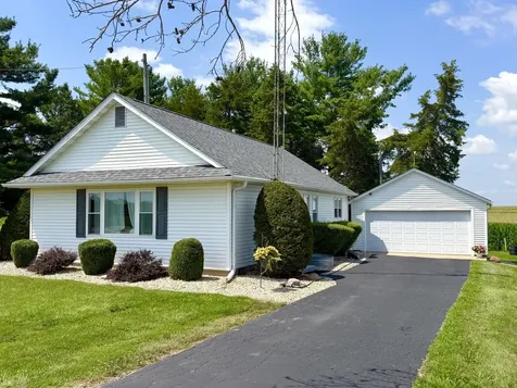 843 North 2401 Road Oglesby IL 61348